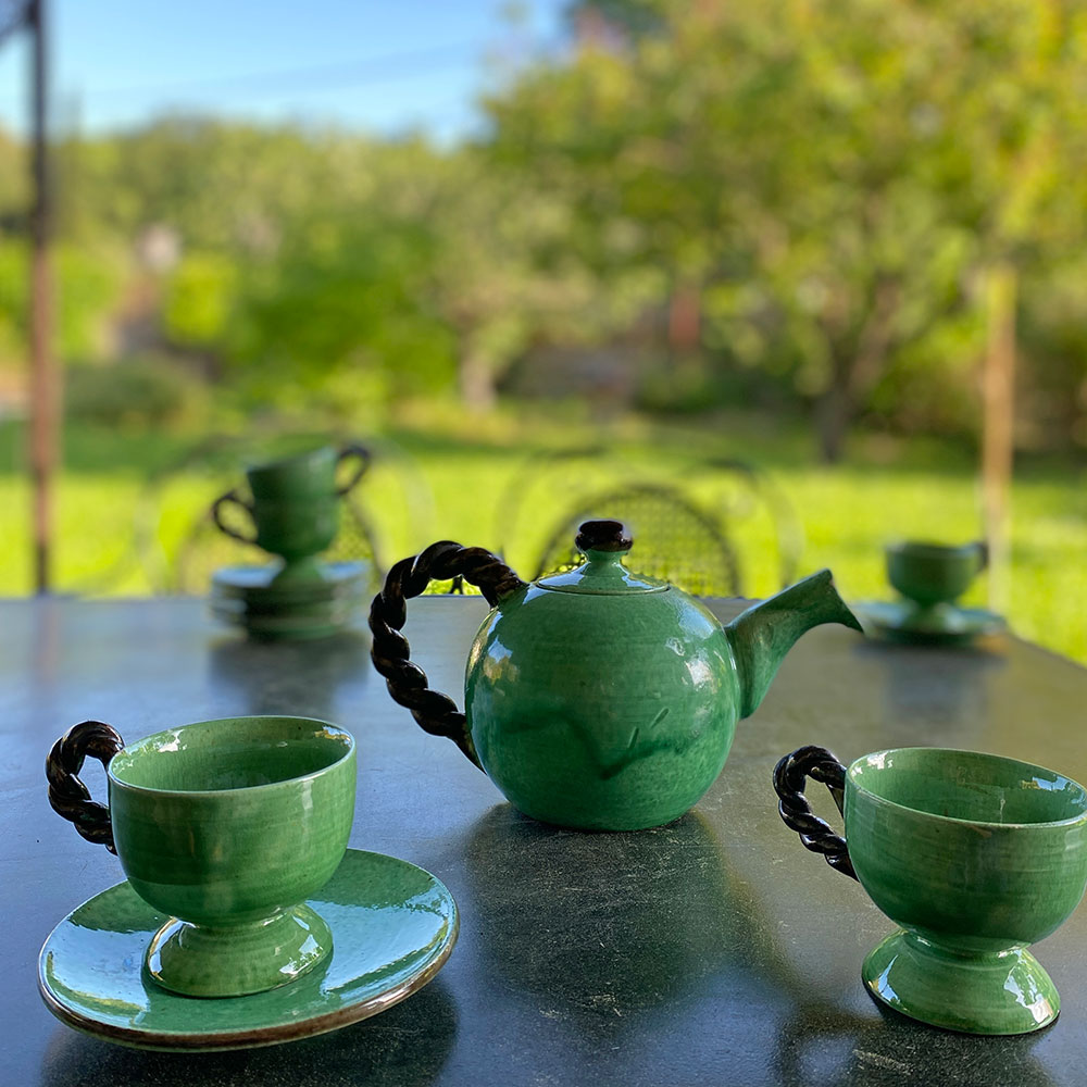 Service café Cerenne Vallauris trouvés au grand déballage de Montpellier réservé aux antiquaires et brocanteurs s